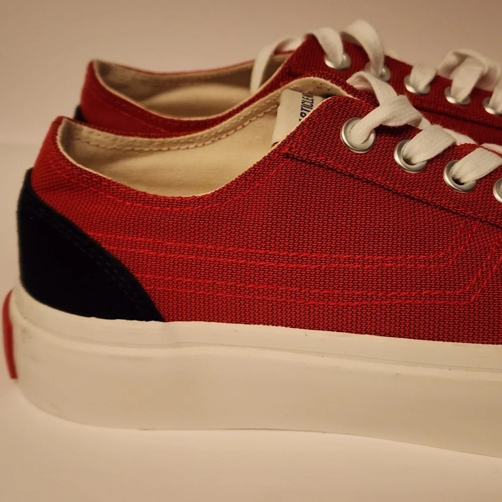 Article No. Red 1007-02 Sneakers Red Canvas with White Accents Men’s Size 8 - Picture 12 of 15